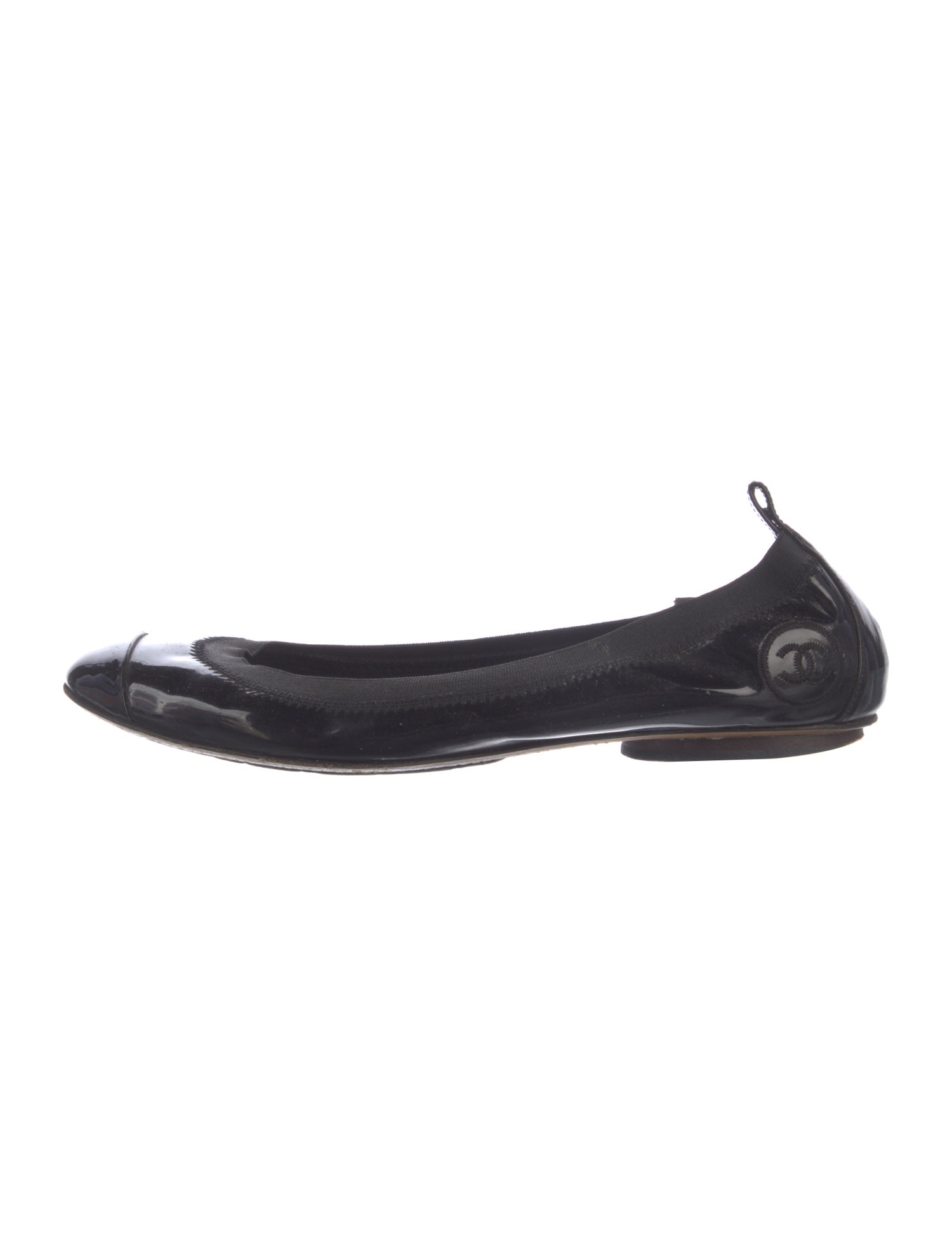 Chanel Interlocking CC Logo Patent Leather Ballet Flats