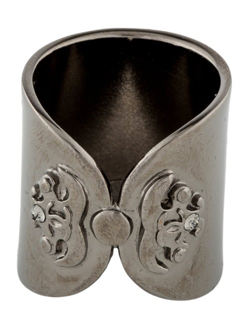 Chanel Strass CC Ring
