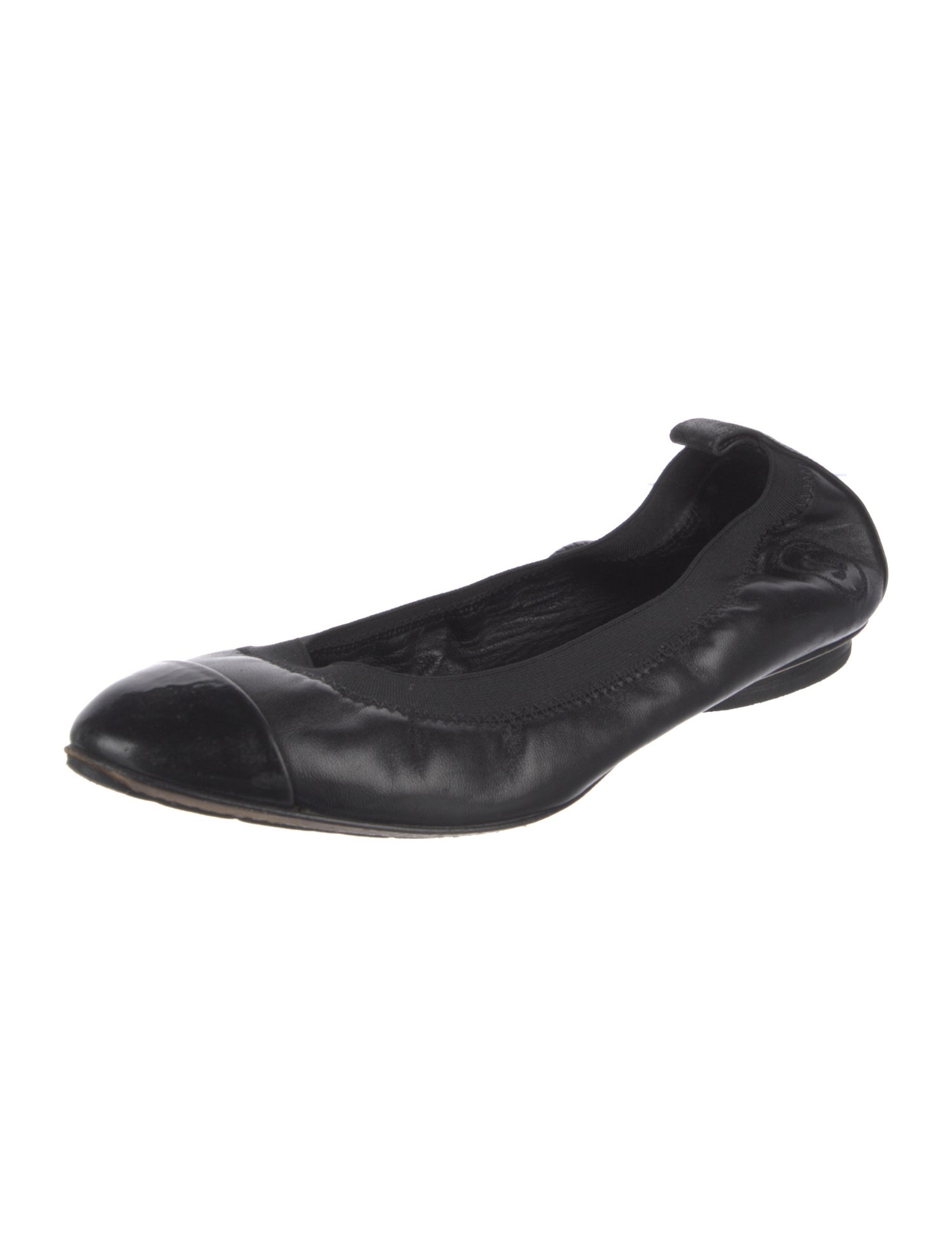 Chanel Interlocking CC Logo Leather Ballet Flats