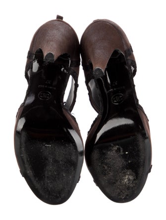 Chanel Interlocking CC Logo Suede Sandals