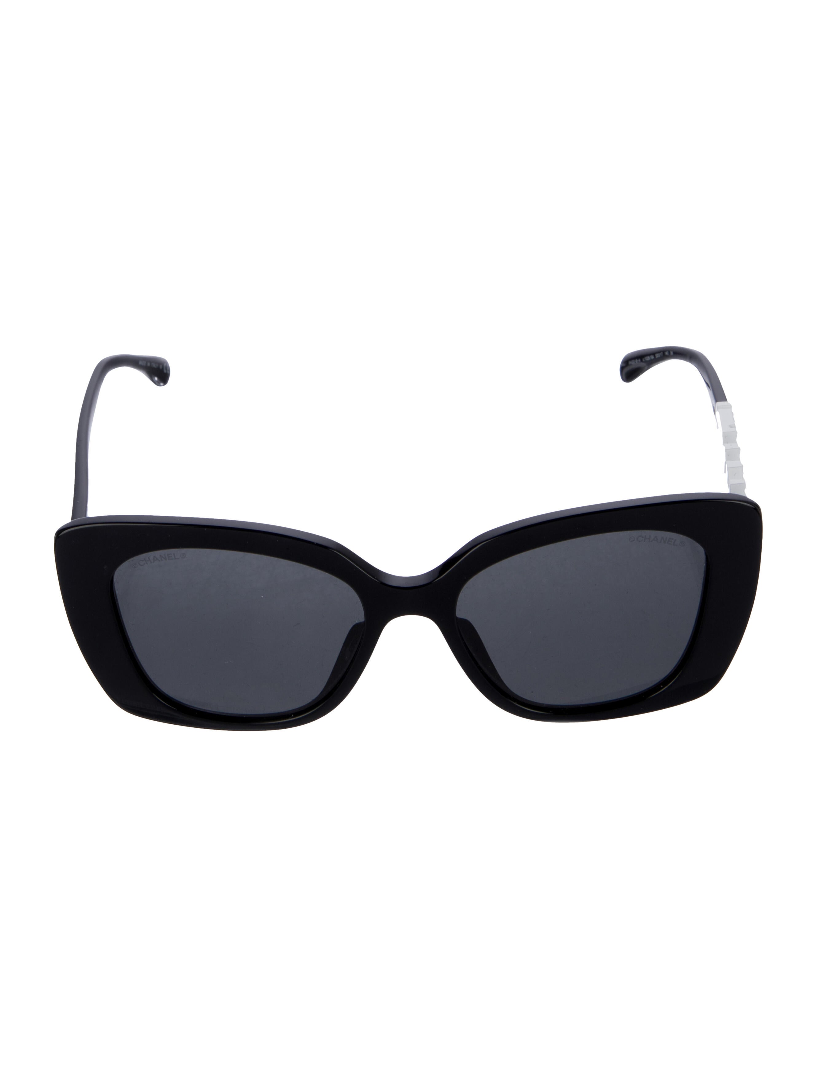 Chanel Interlocking CC Logo Cat-Eye Sunglasses