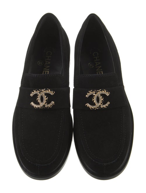 Chanel 2025 Interlocking CC Logo Loafers