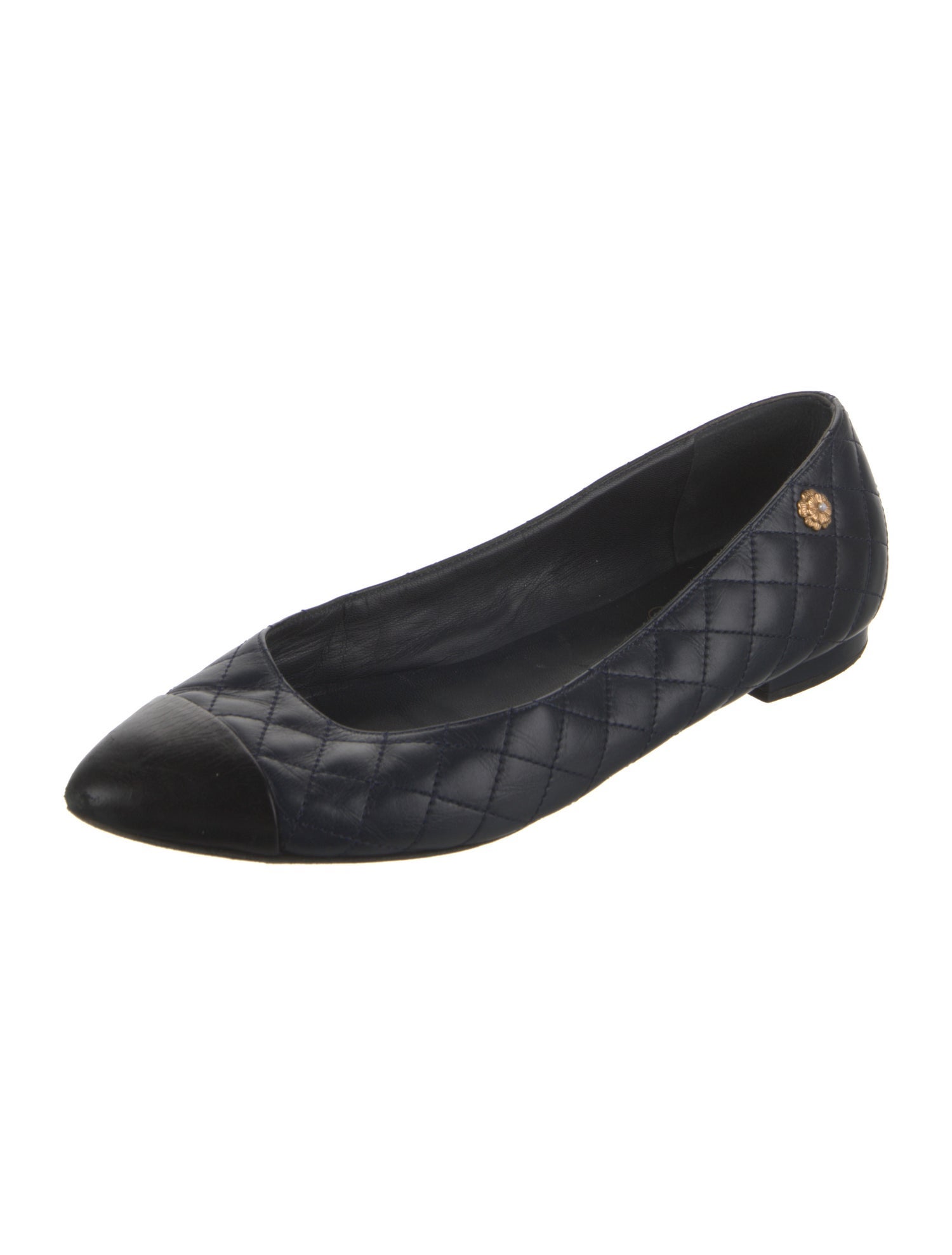 Chanel Interlocking CC Logo Leather Ballet Flats