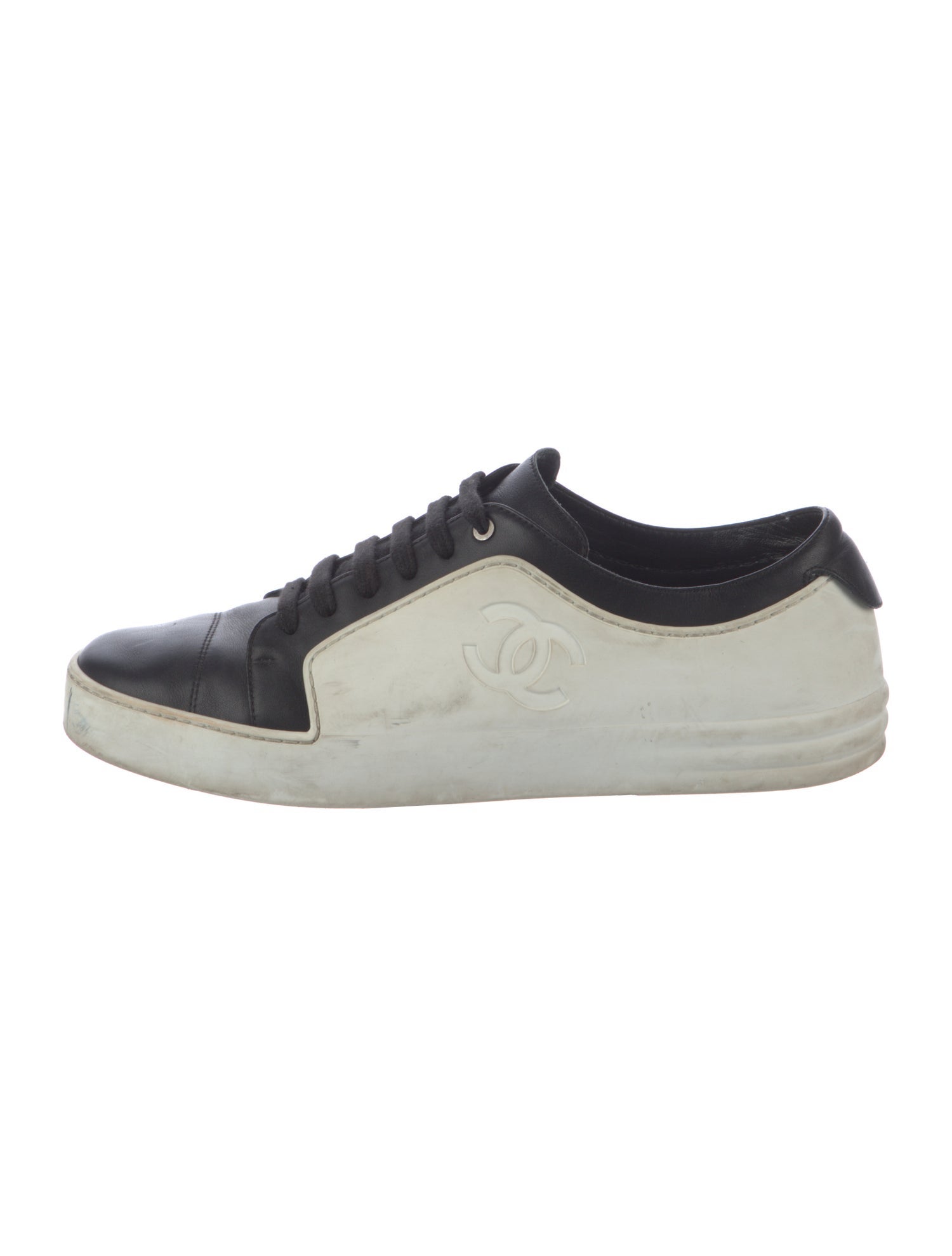 Chanel Interlocking CC Logo Leather Sneakers