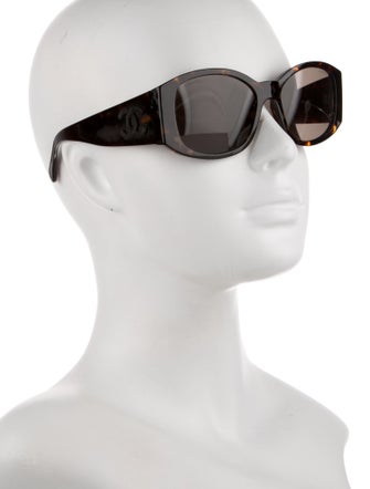 Chanel Interlocking CC Logo Square Sunglasses