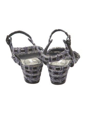 Chanel 2016 Interlocking CC Logo Sandals