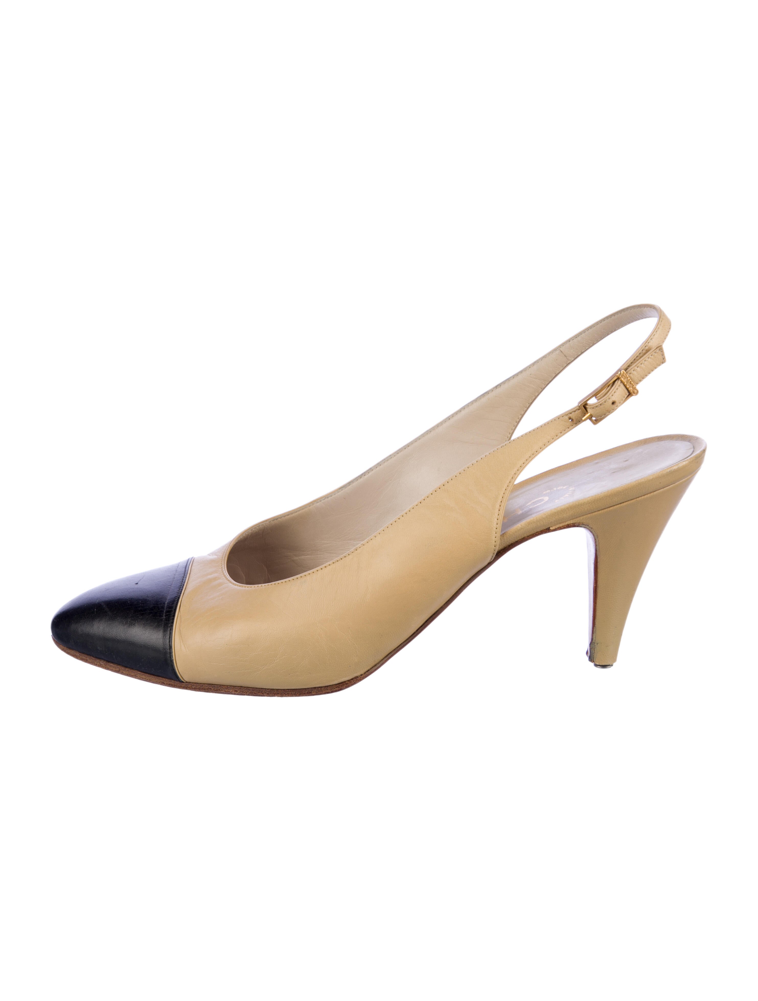 Chanel Vintage Interlocking CC Logo Slingback Pumps