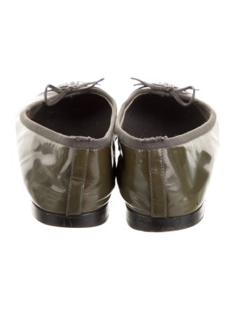 Chanel Interlocking CC Logo Patent Leather Ballet Flats