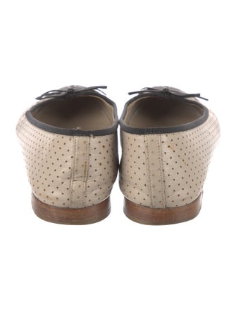 Chanel Interlocking CC Logo Leather Ballet Flats