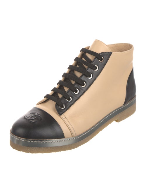 Chanel Interlocking CC Logo Leather Sneakers