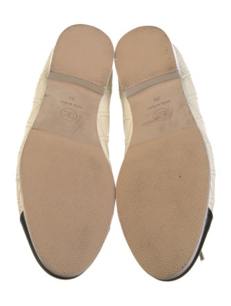 Chanel 2023 Interlocking CC Logo Ballet Flats