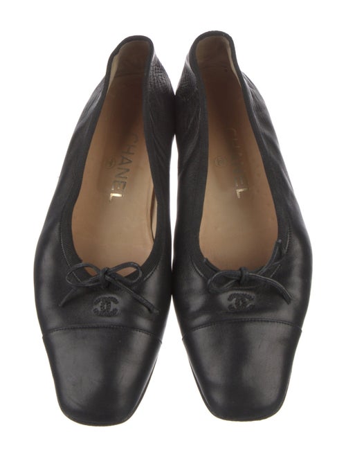 Chanel Interlocking CC Logo Leather Ballet Flats