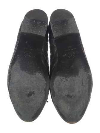 Chanel Interlocking CC Logo Leather Ballet Flats