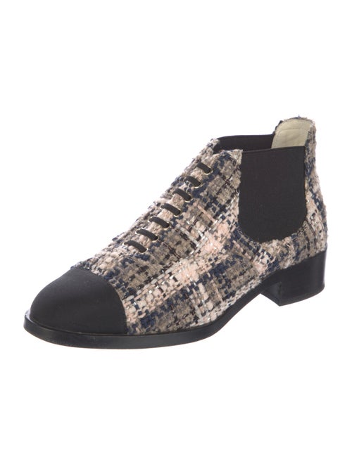 Chanel 2019 Interlocking CC Logo Lace-Up Boots
