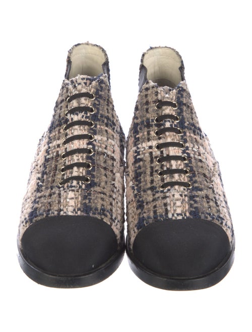 Chanel 2019 Interlocking CC Logo Lace-Up Boots
