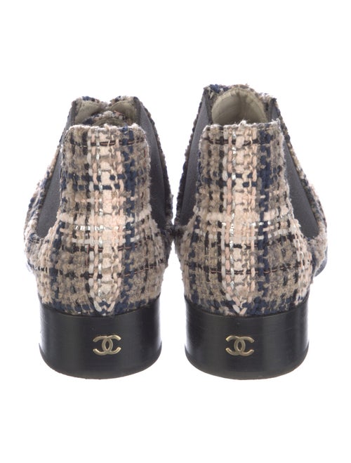 Chanel 2019 Interlocking CC Logo Lace-Up Boots