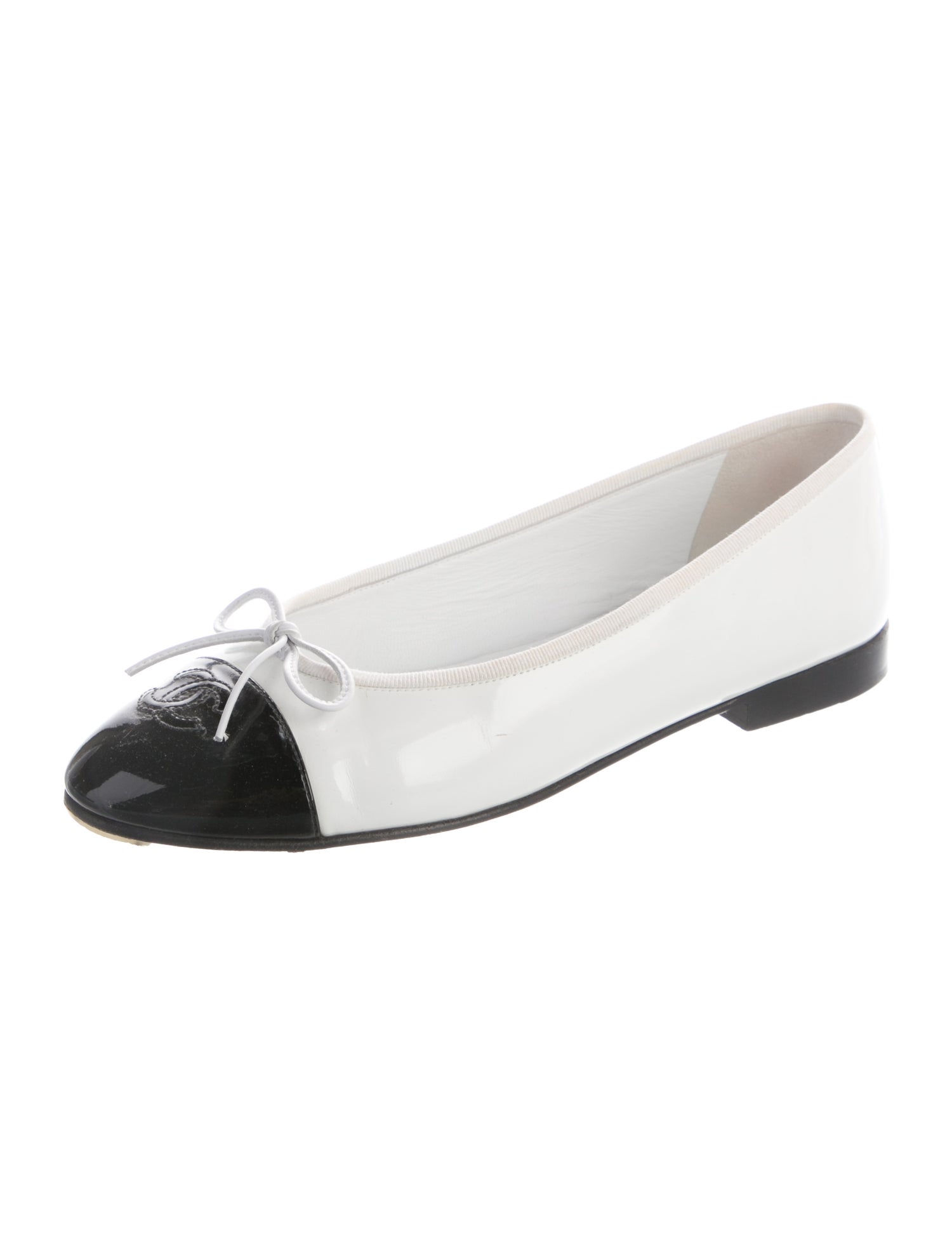 Chanel 2020 Interlocking CC Logo Flats