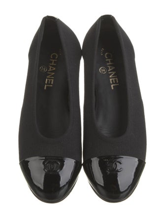 Chanel Interlocking CC Logo Ballet Flats