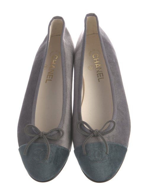 Chanel 2024 Interlocking CC Logo Ballet Flats