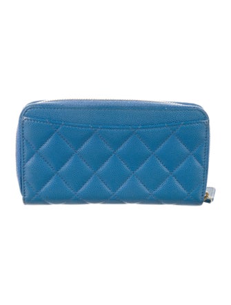 Chanel 2020 Interlocking CC Logo Continental Wallet