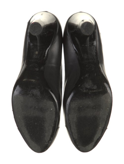 Chanel Interlocking CC Logo Lambskin Pumps