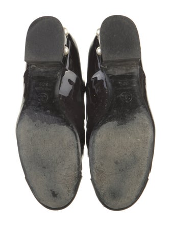 Chanel Interlocking CC Logo Patent Leather Oxfords