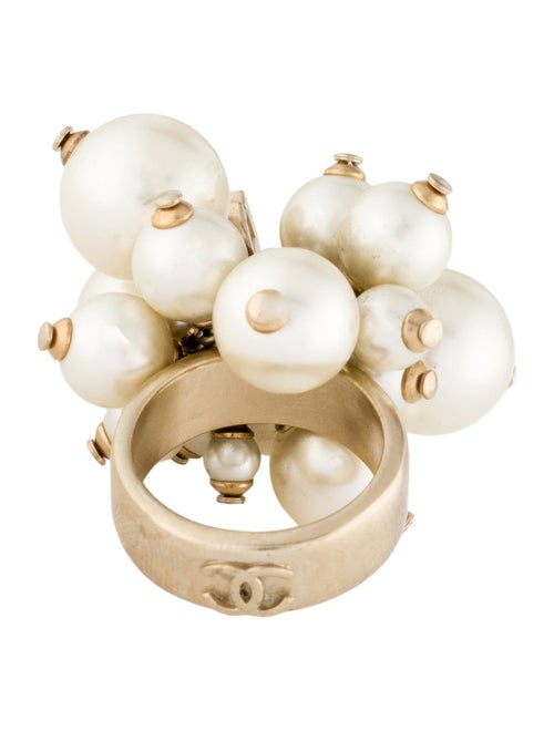 Chanel Faux Pearl Cluster CC Cocktail Ring