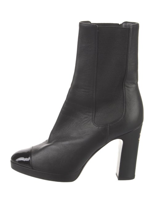 Chanel 2020 Interlocking CC Logo Chelsea Boots