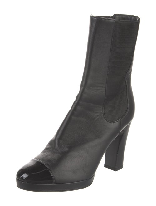 Chanel 2020 Interlocking CC Logo Chelsea Boots