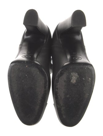 Chanel 2020 Interlocking CC Logo Chelsea Boots