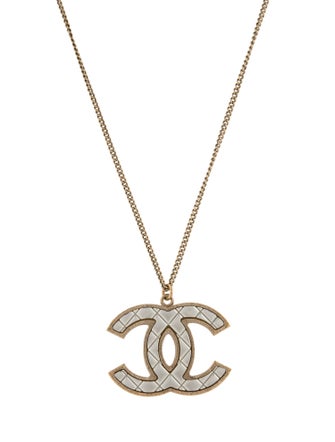 Chanel Quilted CC Pendant Necklace