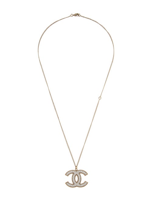 Chanel Quilted CC Pendant Necklace
