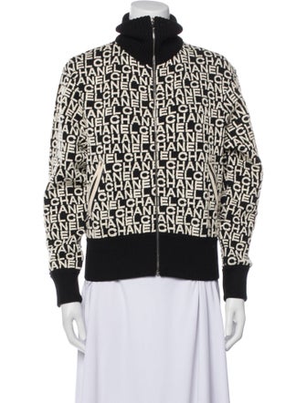 Chanel 2019 Coco Neige Sweater