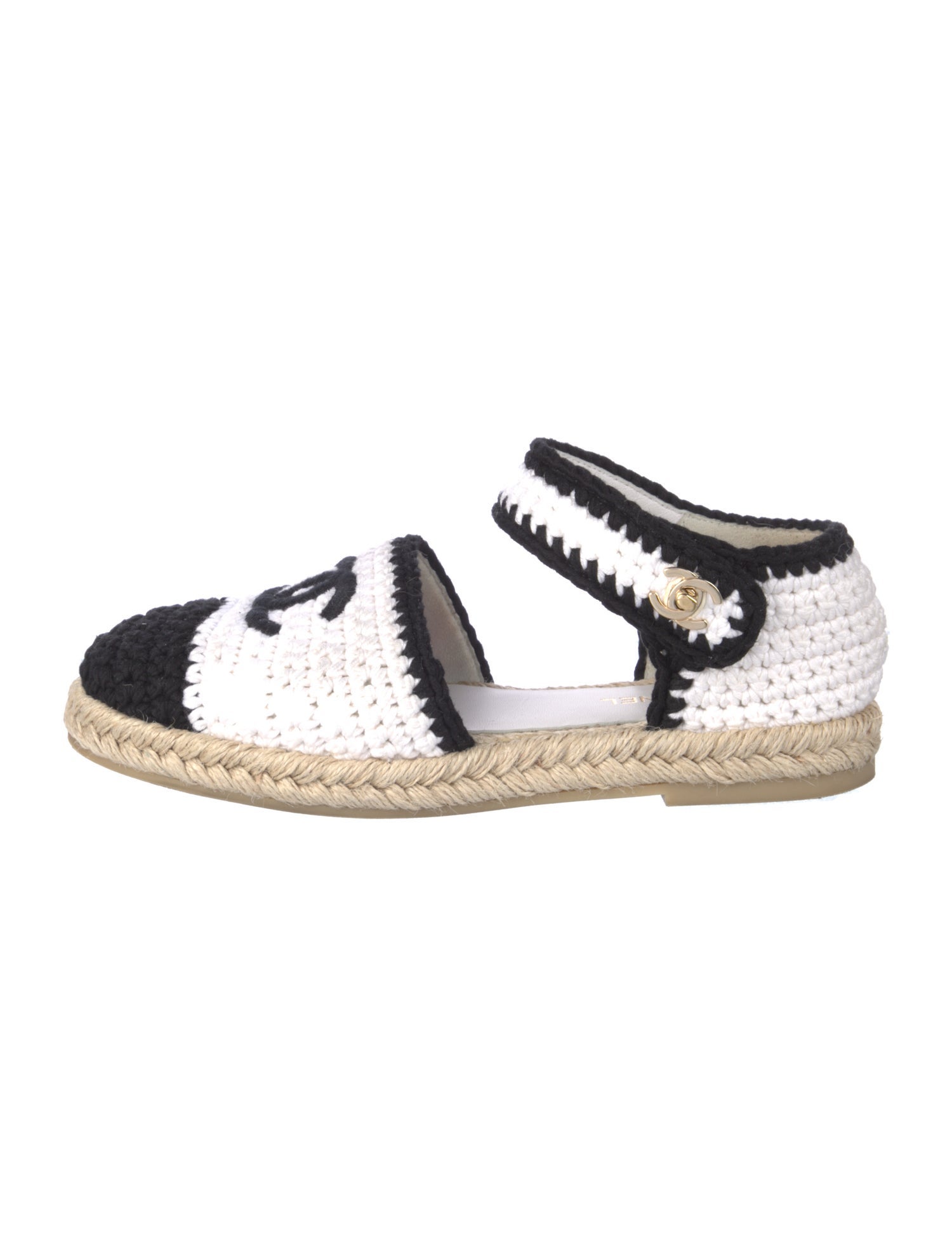 Chanel 2022 Interlocking CC Logo Espadrilles