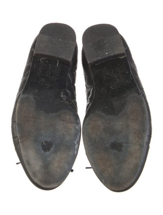 Chanel Interlocking CC Logo Leather Ballet Flats
