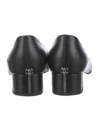 Chanel 2014 Interlocking CC Logo Pumps