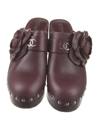 Chanel 2023 Camellia Accent Mules