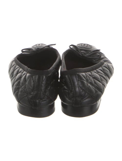 Chanel Interlocking CC Logo Leather Ballet Flats