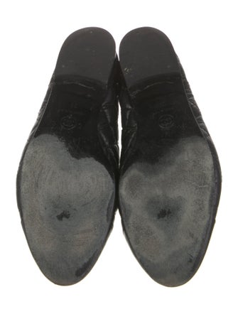 Chanel Interlocking CC Logo Leather Ballet Flats