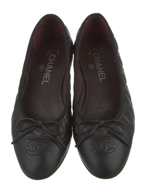 Chanel Interlocking CC Logo Leather Ballet Flats
