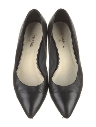 Chanel Interlocking CC Logo Leather Flats