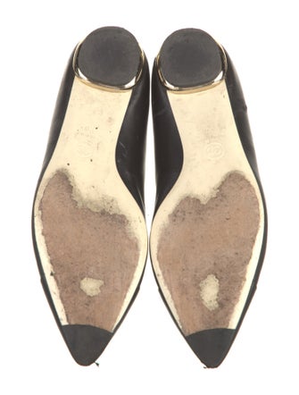 Chanel Interlocking CC Logo Leather Flats