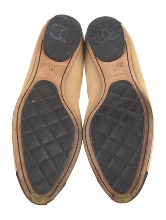 Chanel Interlocking CC Logo Leather Flats