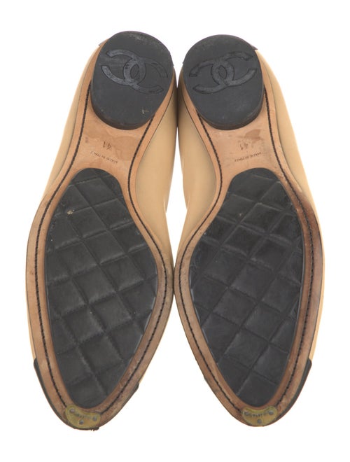 Chanel Interlocking CC Logo Leather Flats