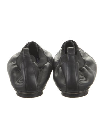 Chanel Interlocking CC Logo Leather Oxfords