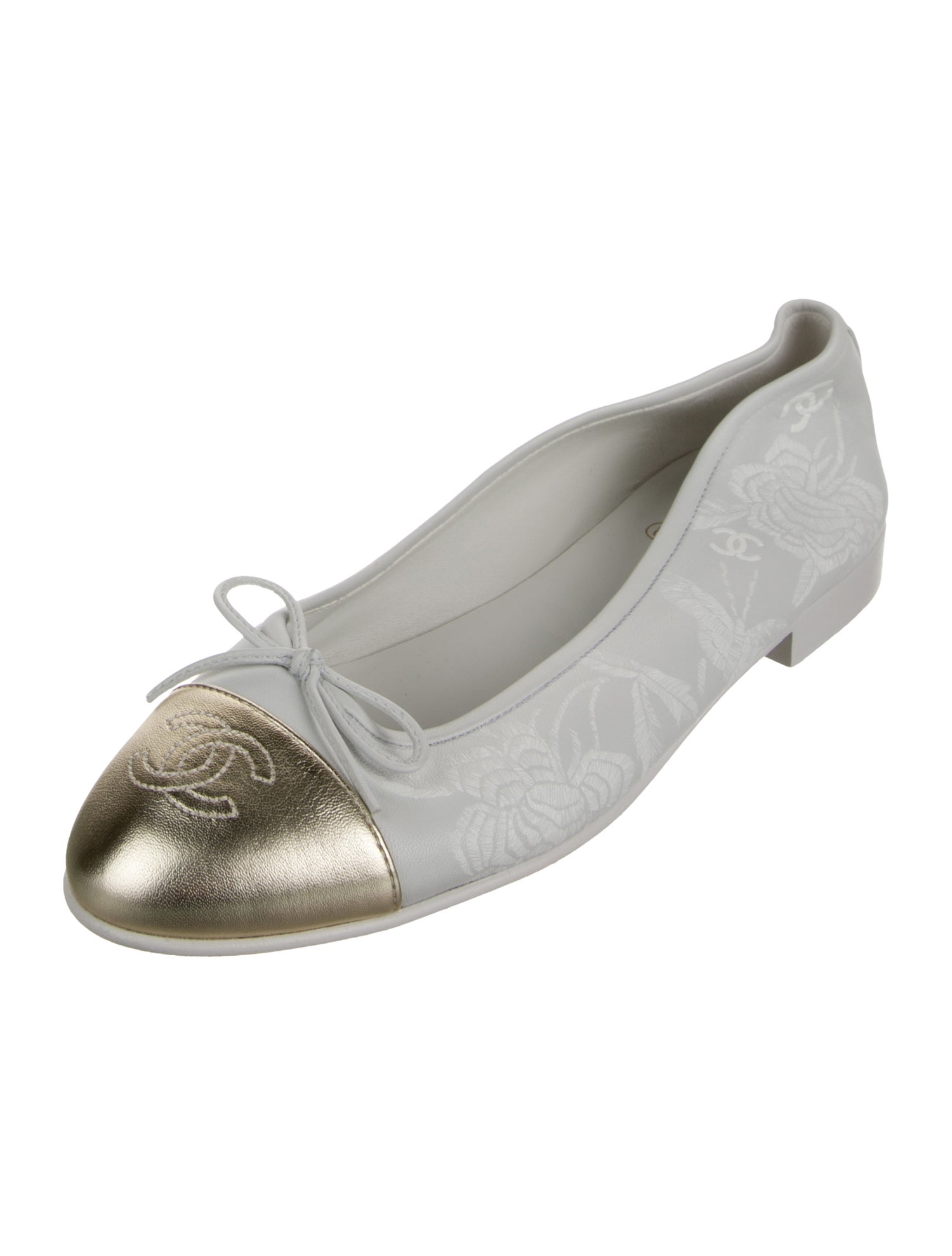 Chanel Interlocking CC Logo Leather Ballet Flats