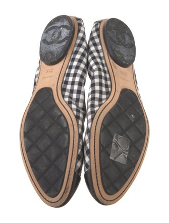 Chanel 2011 Interlocking CC Logo Ballet Flats