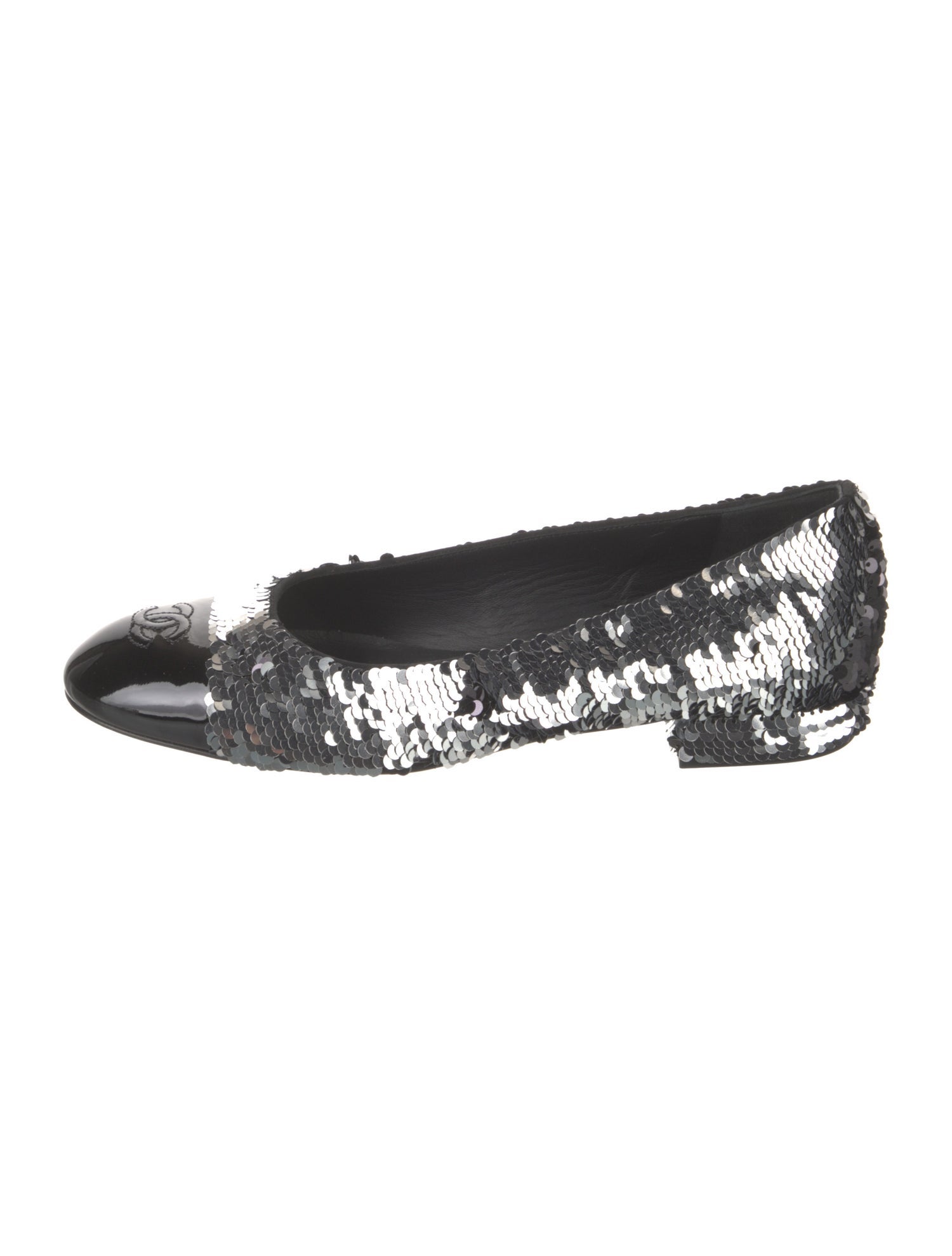 Chanel 2021 Interlocking CC Logo Ballet Flats