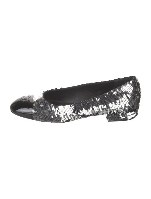 Chanel 2021 Interlocking CC Logo Ballet Flats