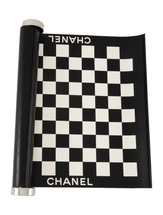 Chanel Métiers d'Art Rolling Checkers Set